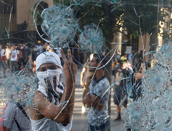 Beirut explosion: Anti-government protests intensified in Lebanon