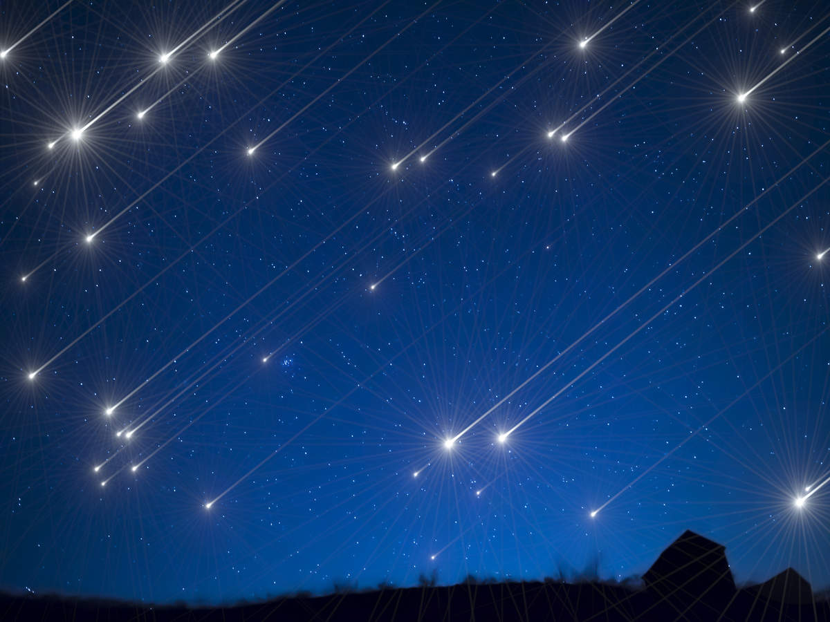 Meteor Shower / 3 Awesome Astronomy Events To Pencil In Over The Next