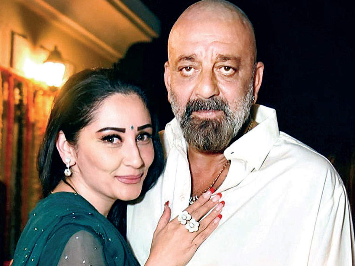 Doctor Won T Comment But Hospital Sources Say Sanjay Dutt Suffering From Stage 4 Lung Cancer