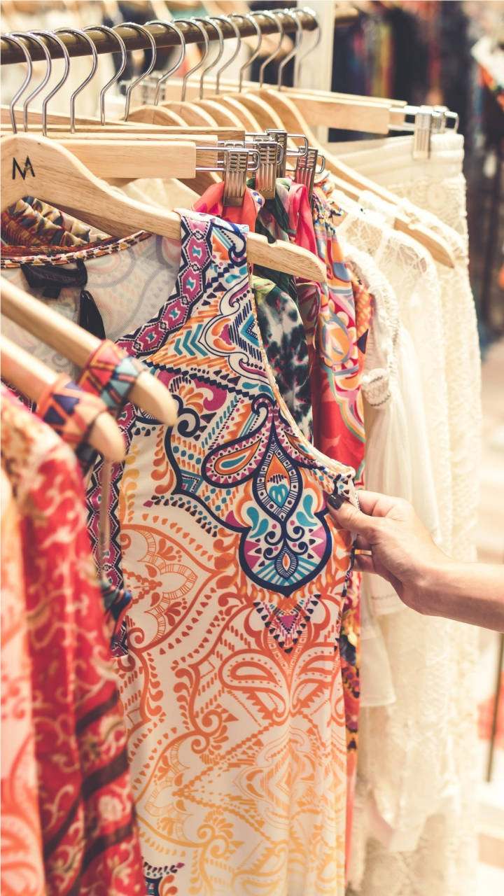 Innovative ways to style a saree