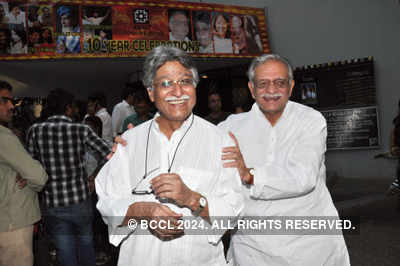 Celebs @ 10th anniv. of Theatre group