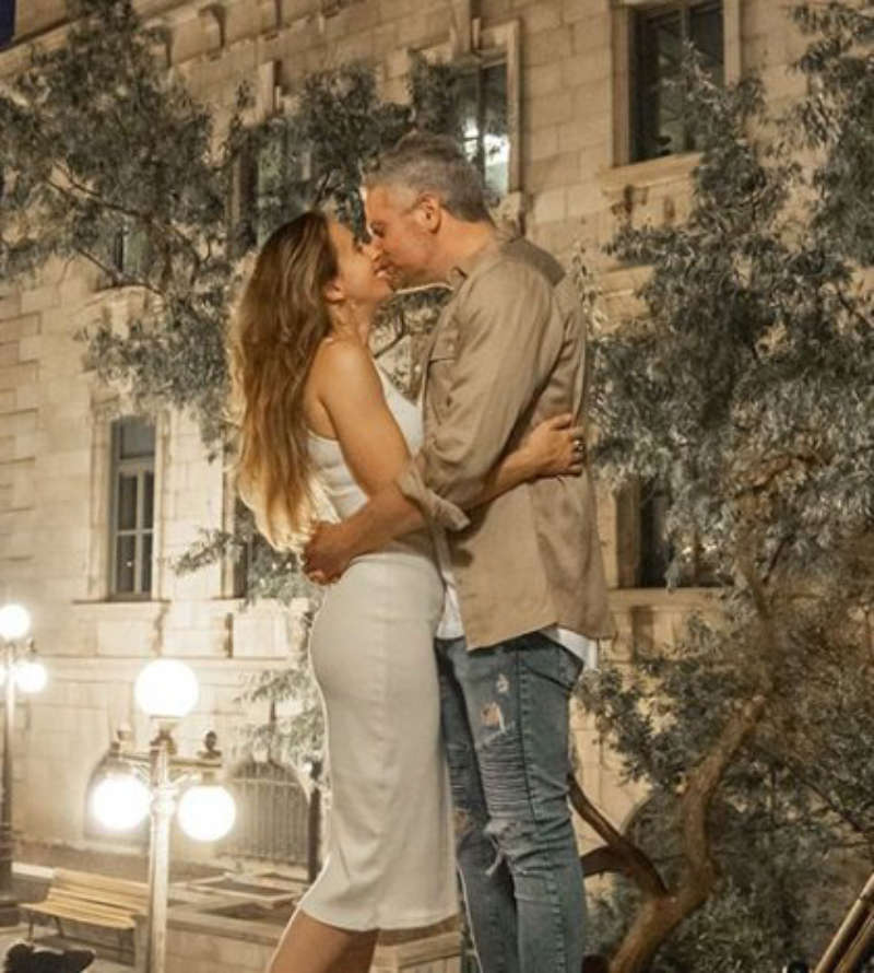 ‘The Bachelor’ star Vanessa Grimaldi gets engaged to beau Josh Wolfe