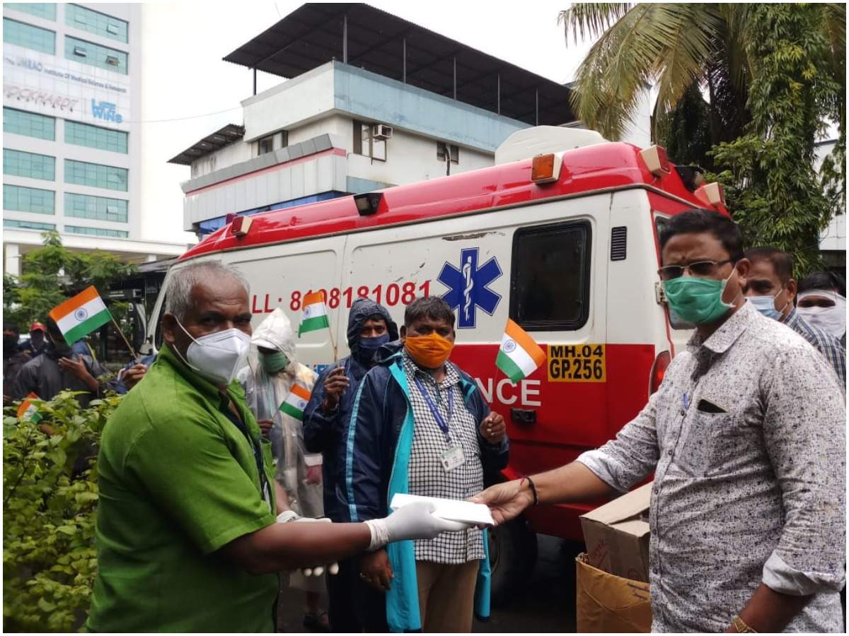 Mira Road hospital gives 250 kits to MBMC frontline staff to create