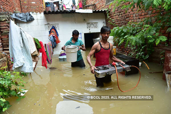 Heavy rain disrupts normal life Jaipur