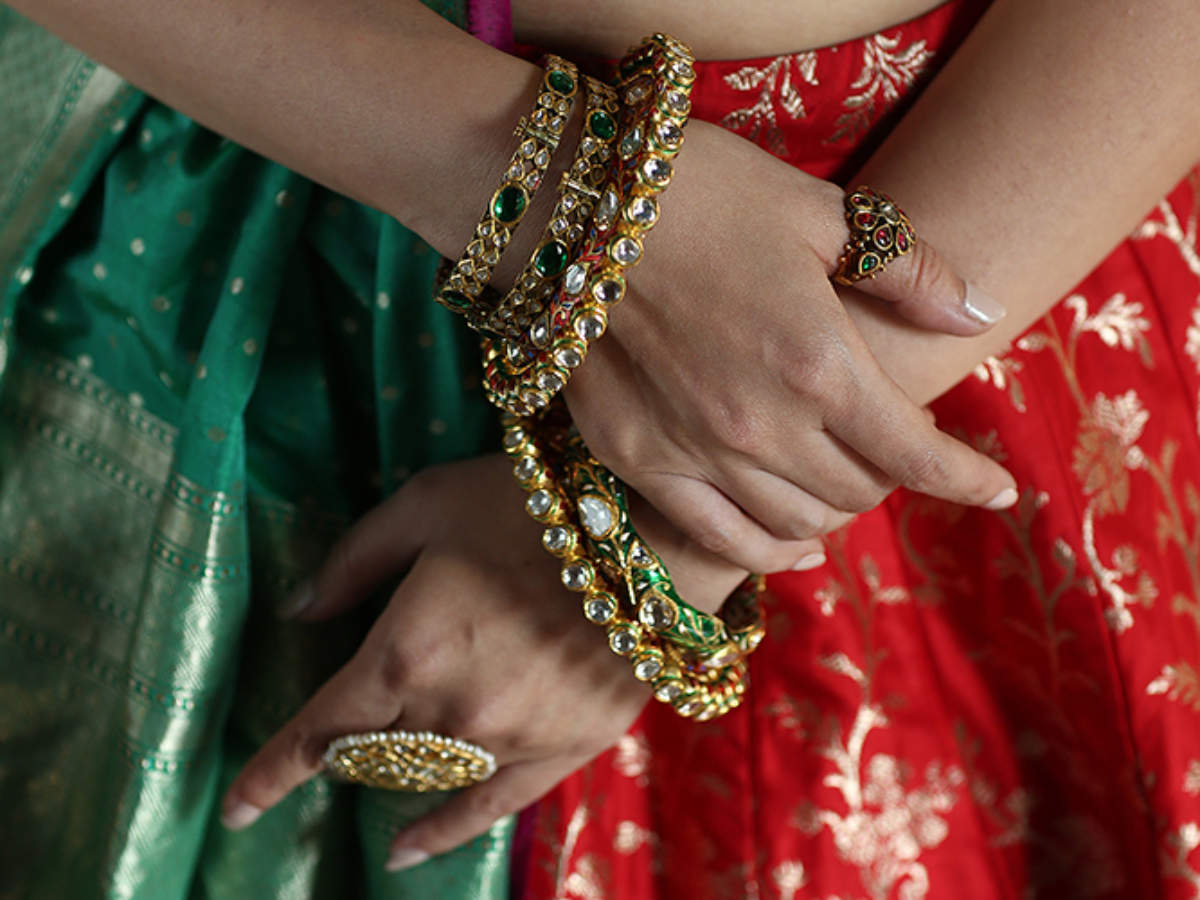 SANARA Ethnic Indian Bollywood Gold Plated Traditional Reverse AD Stone Bangle Bracelet Set Women Wedding Jewelry