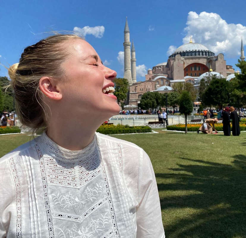 Amber Heard gets trolled over ‘inappropriate’ outfit while visiting a mosque, actress gives it back