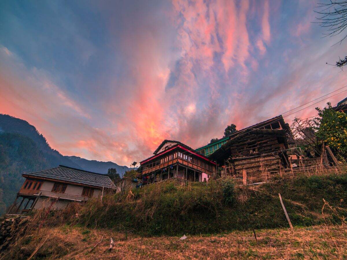 Himachal’s Jibhi and Tirthan to welcome tourists from September 5, strict conditions in place Himachal’s Jibhi and Tirthan to welcome tourists from September 5, strict conditions in place