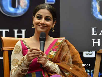 Vidya at World Earth Hour event