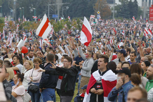 Massive protest against Lukashenko in Belarus