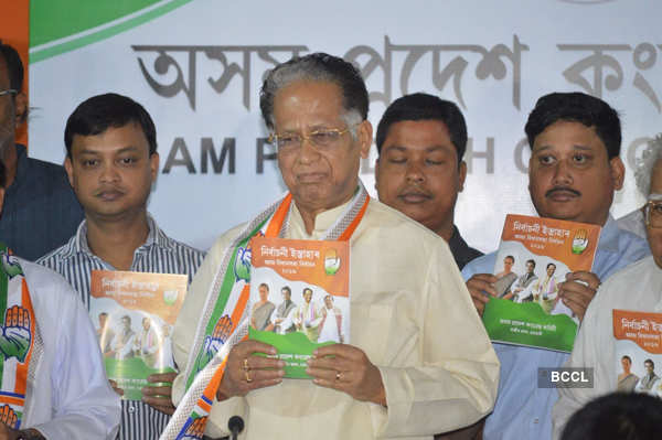 Former Assam CM Tarun Gogoi tests COVID-19 positive
