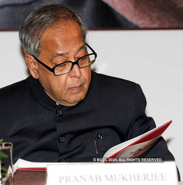 Nation pays tribute to Pranab Mukherjee