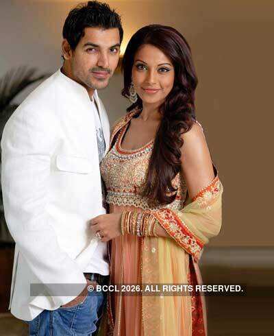 Bipasha behind Rana-Shriya split?