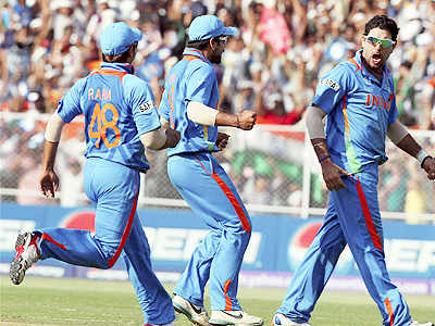 World Cup '11: India beat Aus.