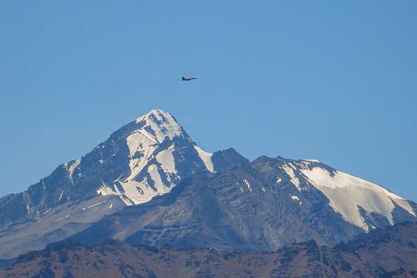 Chinese PLA attempts to close in on Indian position in Ladakh