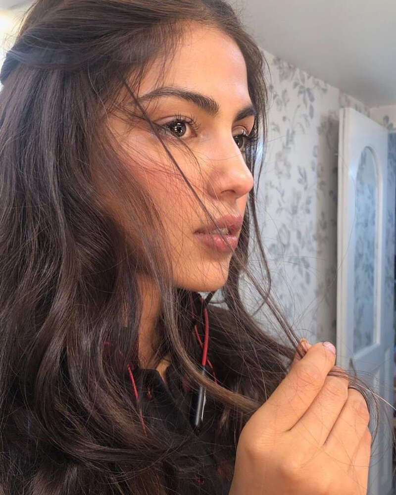 SSR case: Rhea Chakraborty's 2009 tweet on narcotic trafficking goes viral