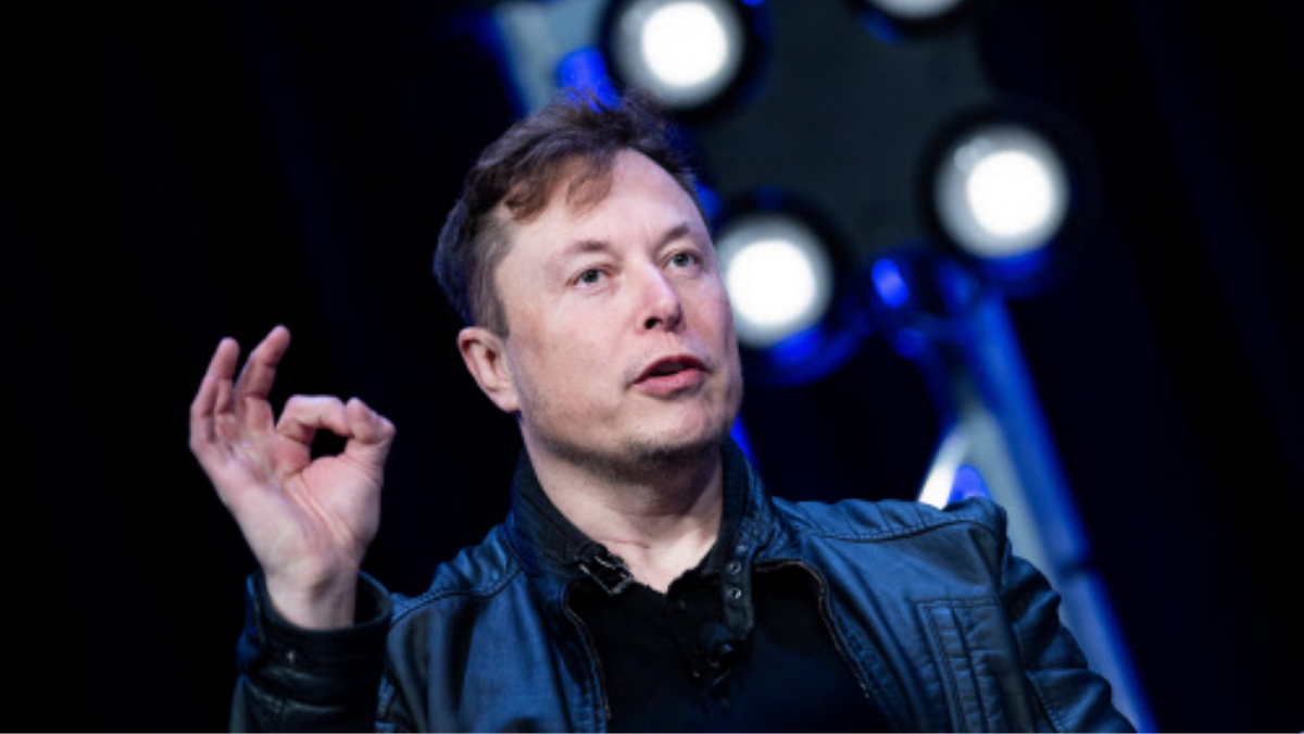 Elon Musk: Gates has no clue about electric trucks