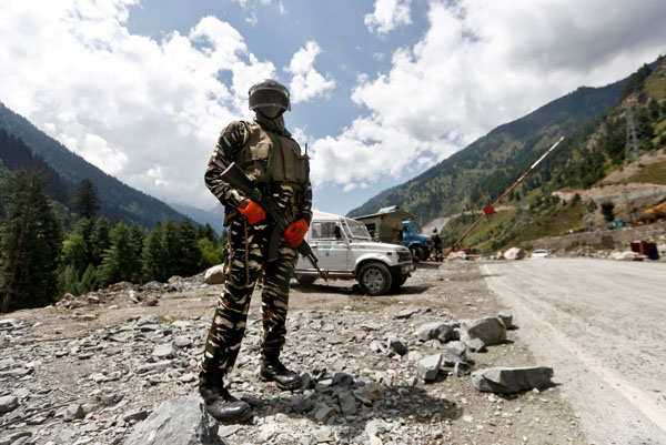 India-China faceoff: Army prepares for long winter in Ladakh
