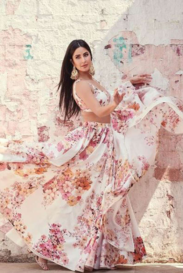 Katrina Kaif's bewitching pictures go viral on cyberspace!