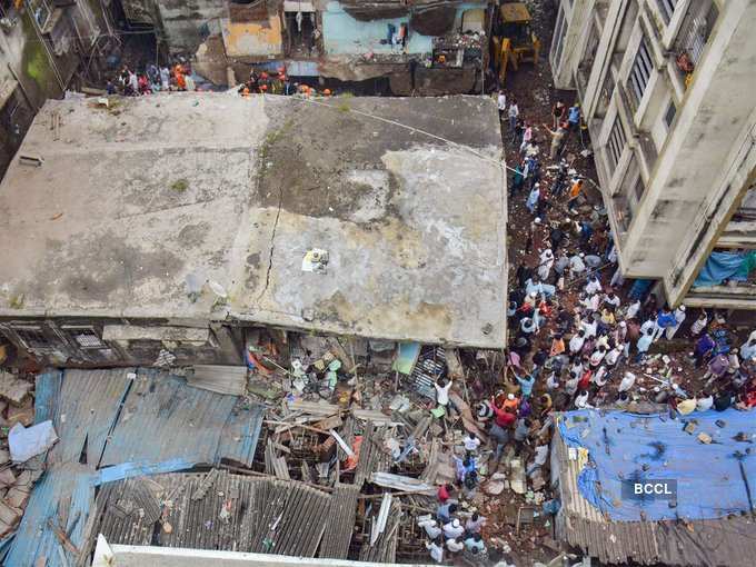 10 killed as building collapses in Bhiwandi