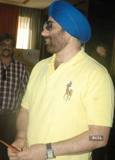 Celebs @ store launch