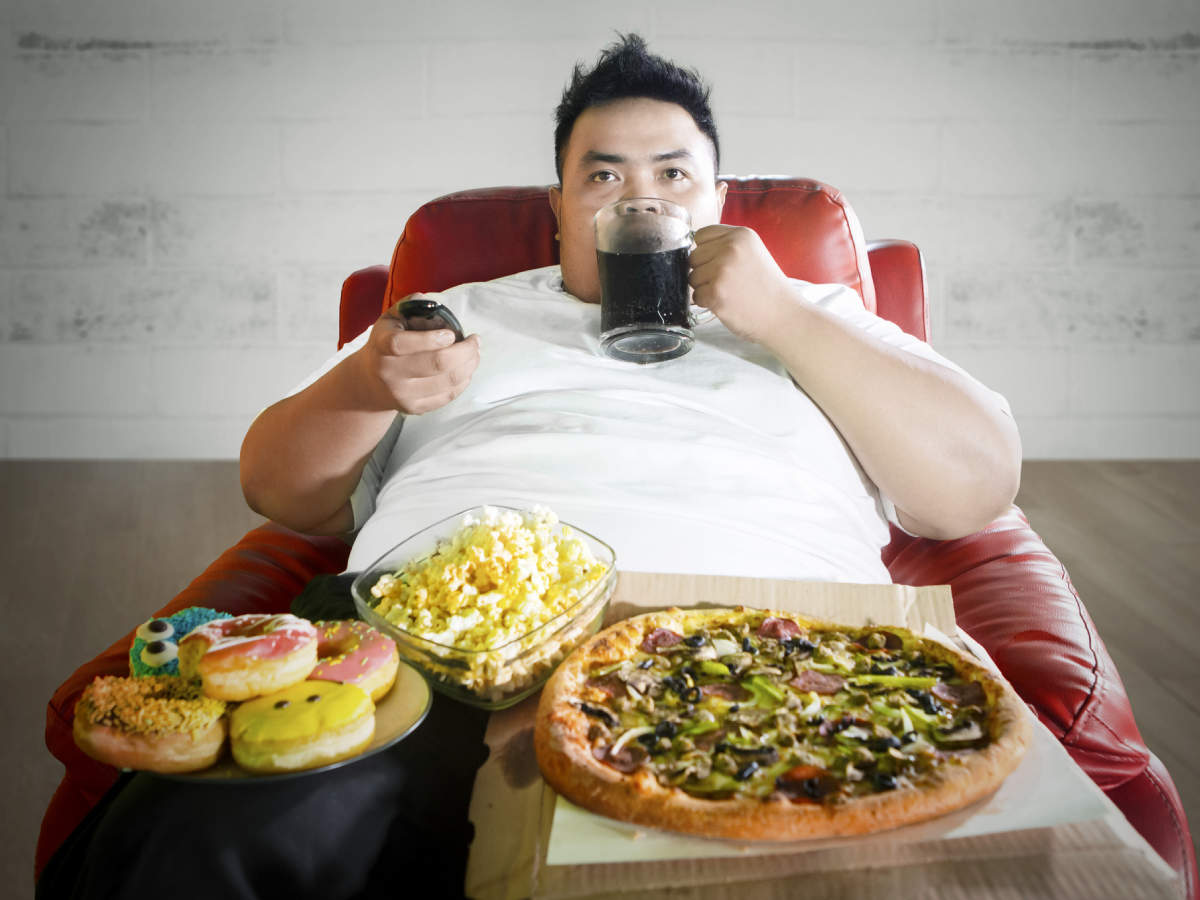 Overeating Side Effects: What happens to your body when you eat too much?