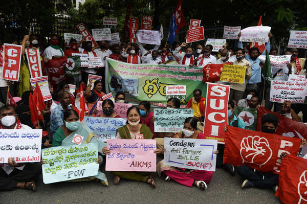 Bharat Bandh: Farmers hold protest over farm bills across India