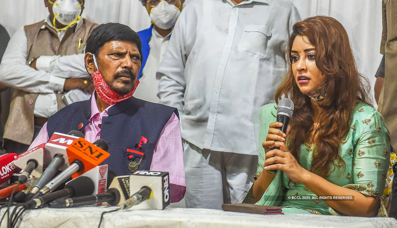 Payal Ghosh pictures