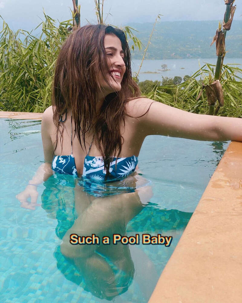 Kriti Sanon and her sister Nupur Sanon are enjoying their much-needed vacation