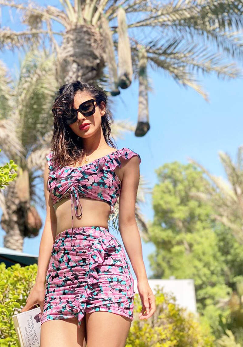 Mouni Roy's vacation pictures will make you hit the beach!