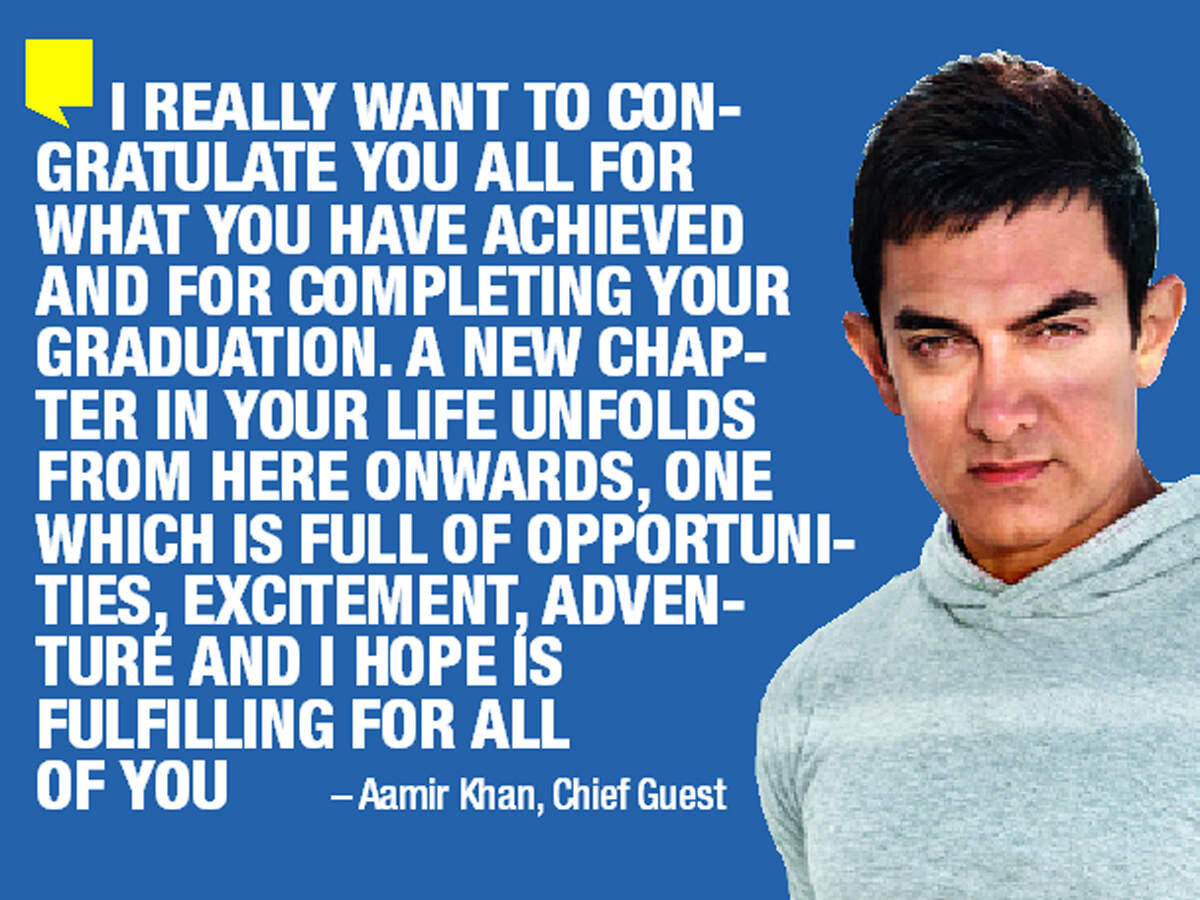 Amir Khan congratulated the students of the outgoing batch