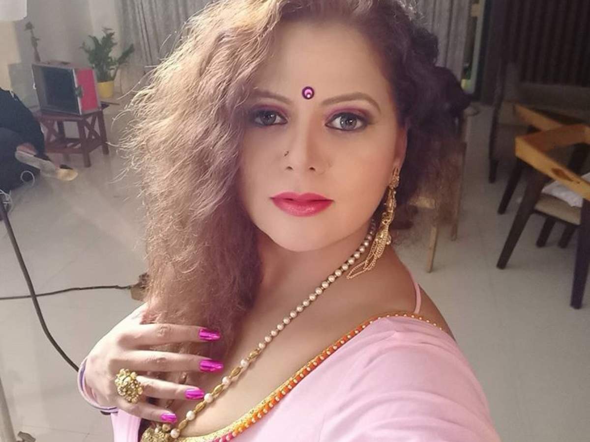 Sapna bhabhi hot