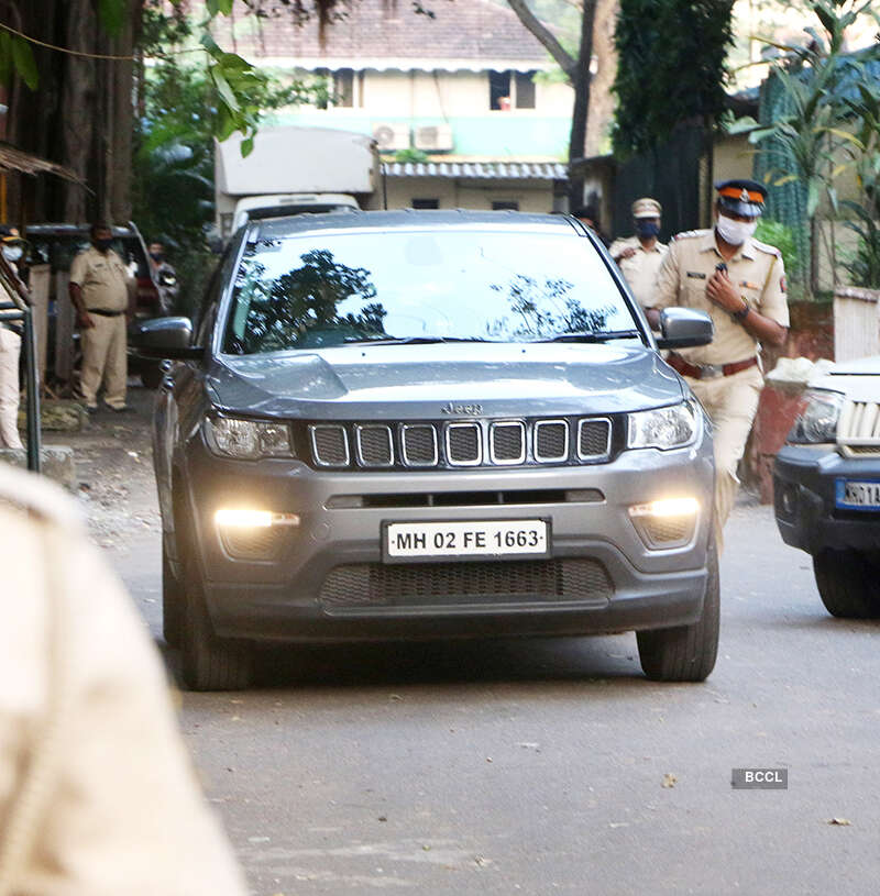 From Taapsee Paanu, Vikram Bhatt to Swara Bhaskar B&rsquo;wood celebrities react to Rhea Chakraborty&rsquo;s bail