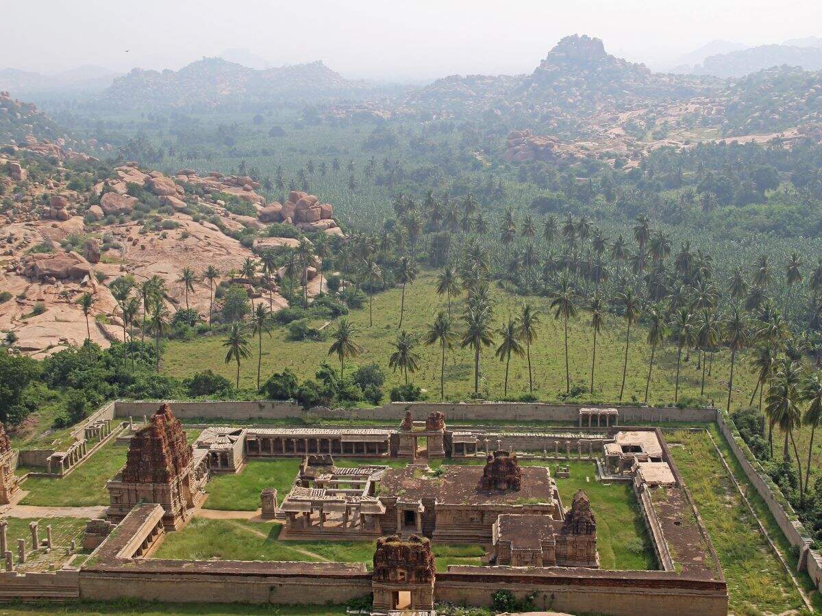 Hampi: Come November, you can take buggy trains to the famous tourist spots Hampi: Come November, you can take buggy trains to the famous tourist spots