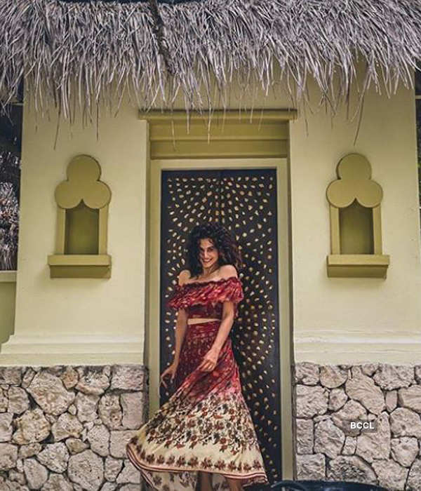 Taapsee Pannu lights up Instagram with her beautiful vacation pictures from Russia