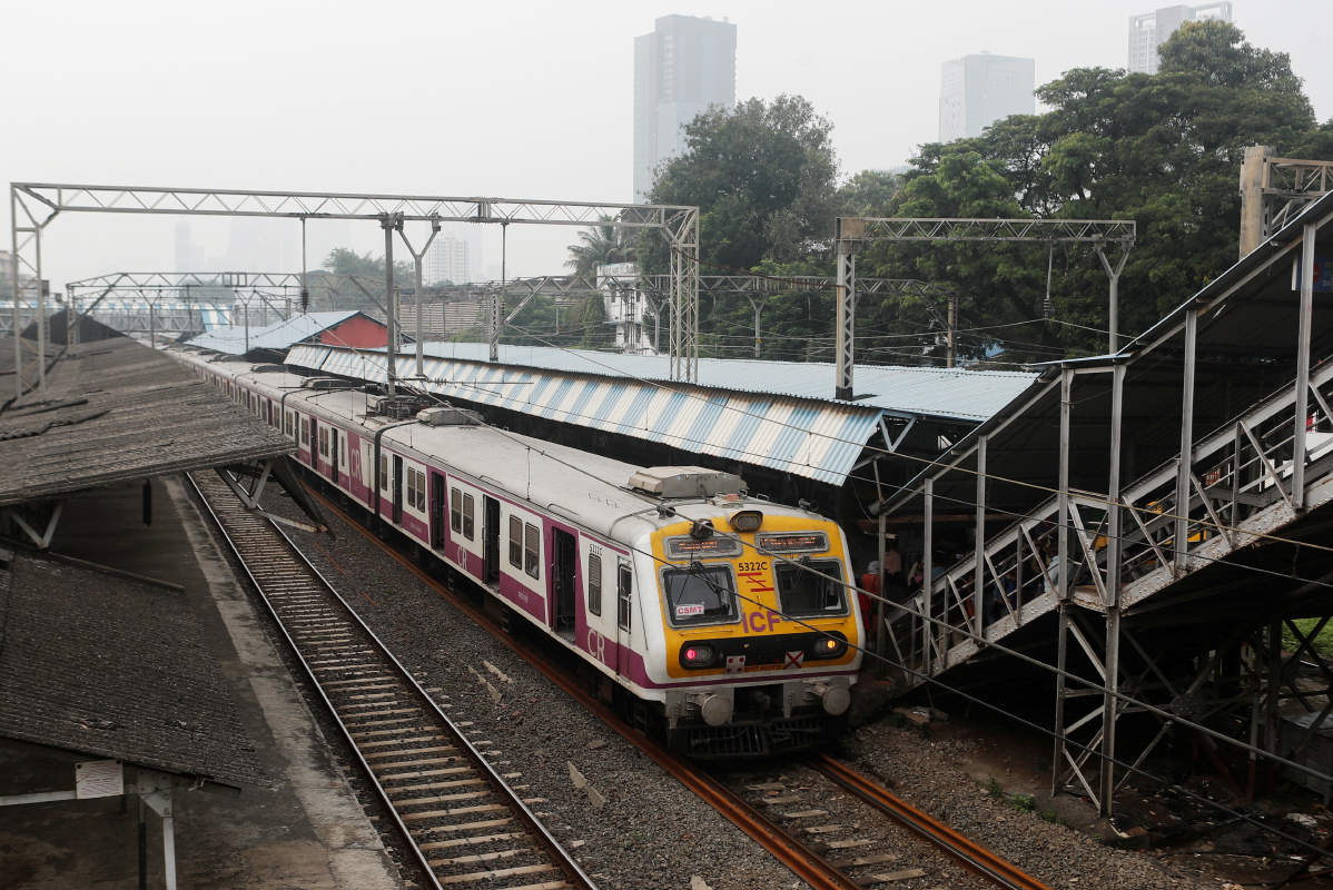 Massive power outage leaves trains stuck on tracks in Mumbai; services resume partially