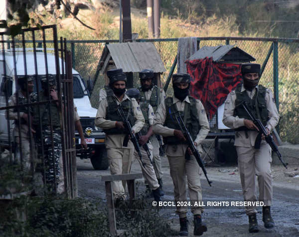 Clashes break out after two suspected terrorists killed in Kashmir