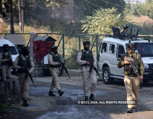 Clashes break out after two suspected terrorists killed in Kashmir
