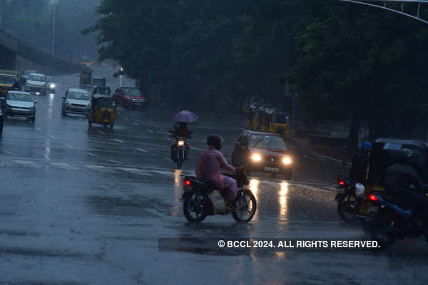 Massive rain disrupts normal life in Hyderabad