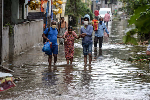 Massive rains claim 30 lives in Telangana