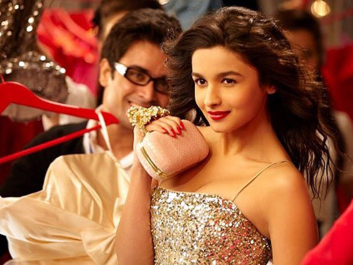 Alia Bhatt as Shanaya 