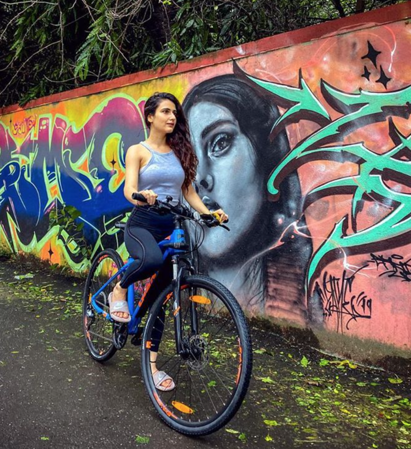 Actress Fatima Sana Shaikh is grabbing all attention for her Instagram pictures...