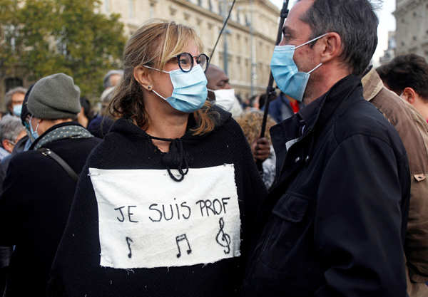 France: Thousands Join Protest Against Beheading Of Teacher For Showing ...