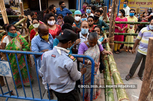 Devotees celebrate Durga Puja with COVID-19 safety protocols