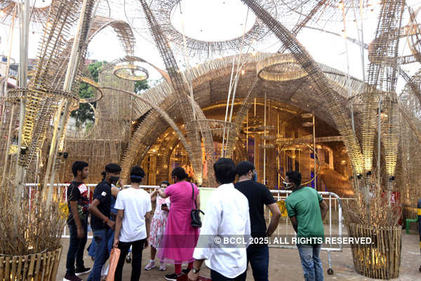 Devotees celebrate Durga Puja with COVID-19 safety protocols