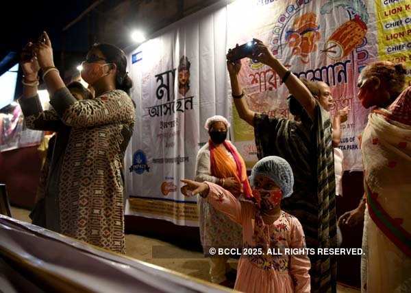 Devotees celebrate Durga Puja with COVID-19 safety protocols