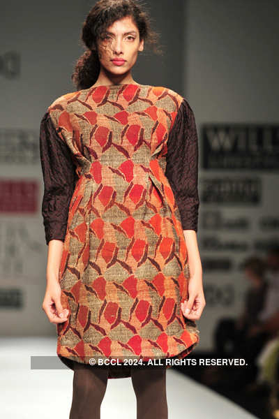 WIFW '11: Day 1: Neeru Kumar