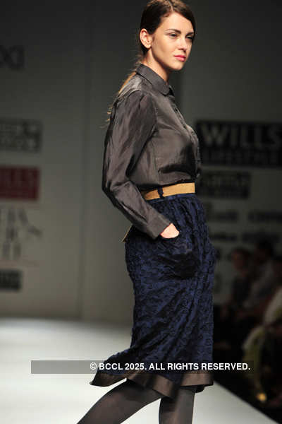 WIFW '11: Day 1: Neeru Kumar