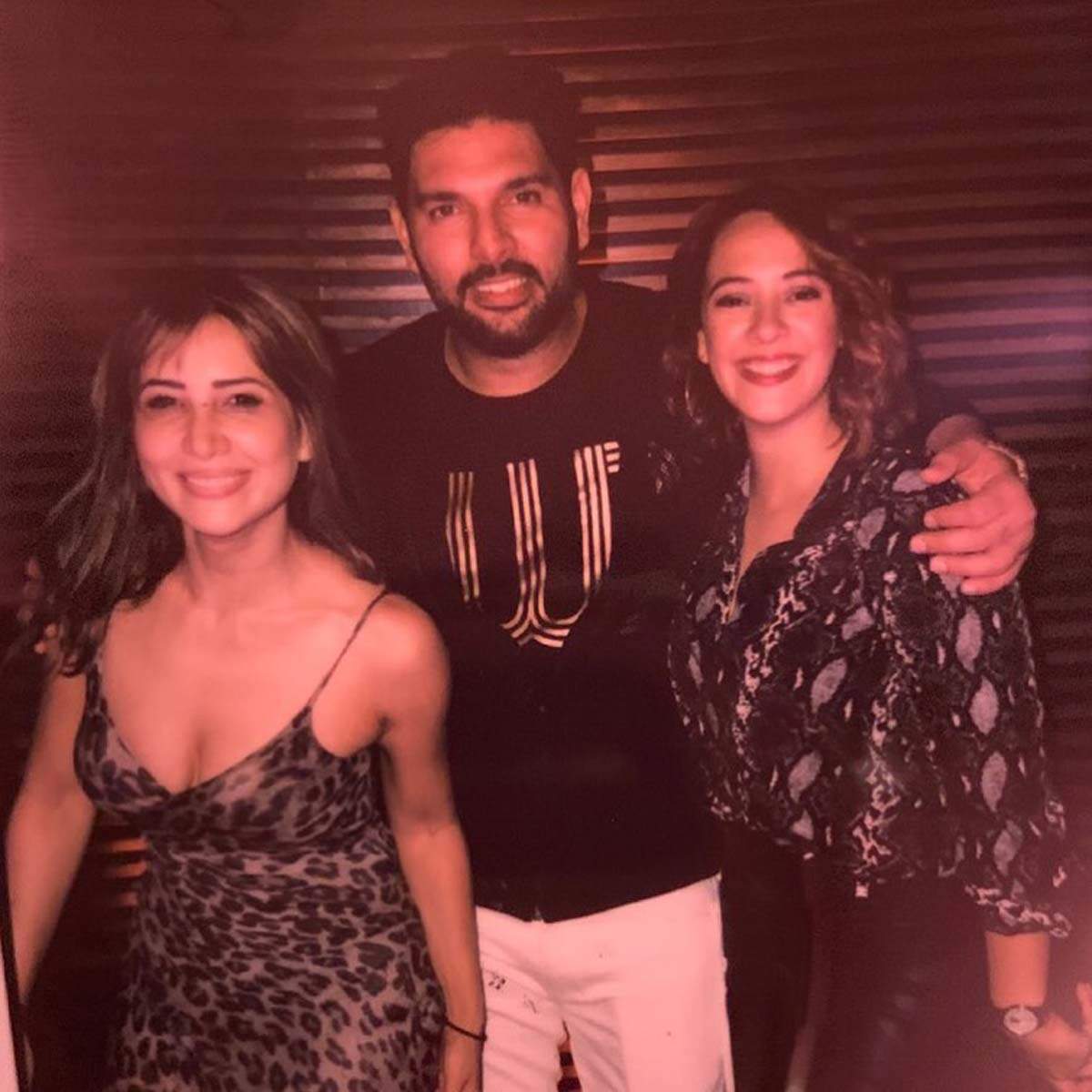 Yuvraj Singh trolls his ex Kim Sharma for sharing a throwback bikini picture