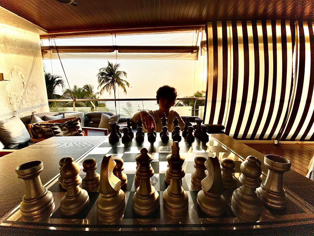 Hrithik Roshan gifts himself a sea-facing apartments worth crores