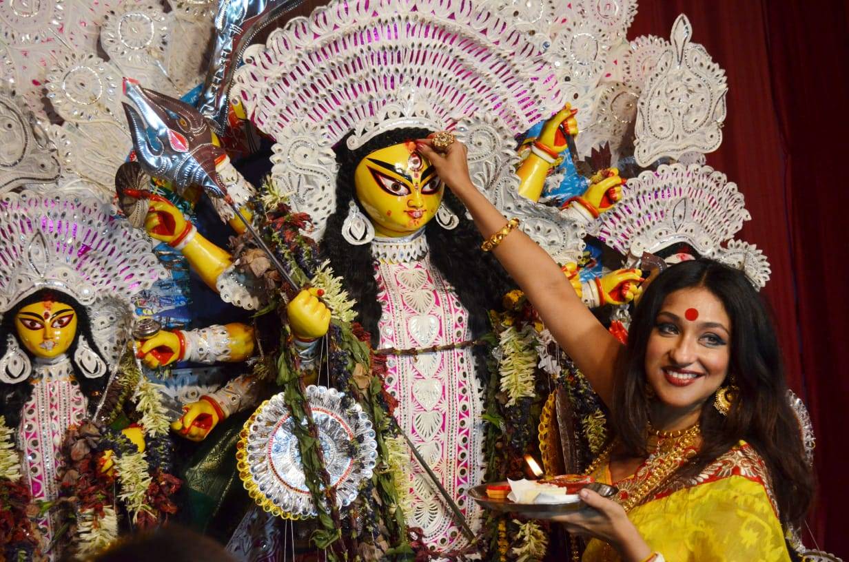 IN PICS Here’s how Rituparna celebrated Durga Puja in Singapore